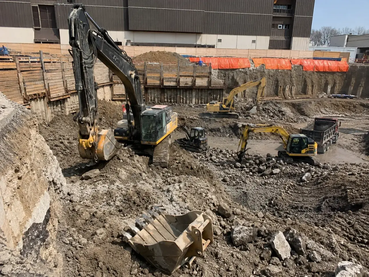Which method fits bulk and foundation excavation? by Harrowgate Group