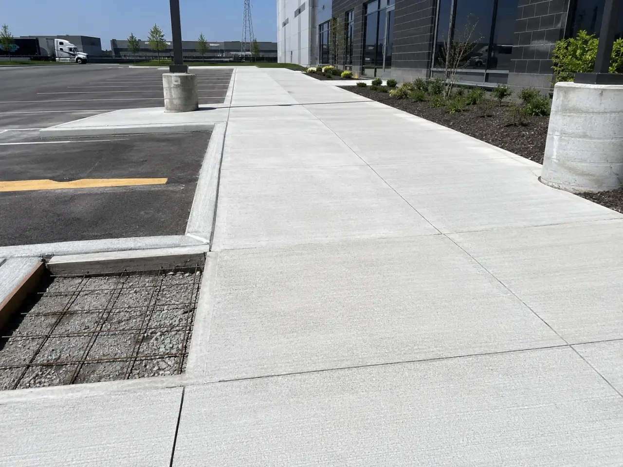 Commercial Sidewalks and Walkways