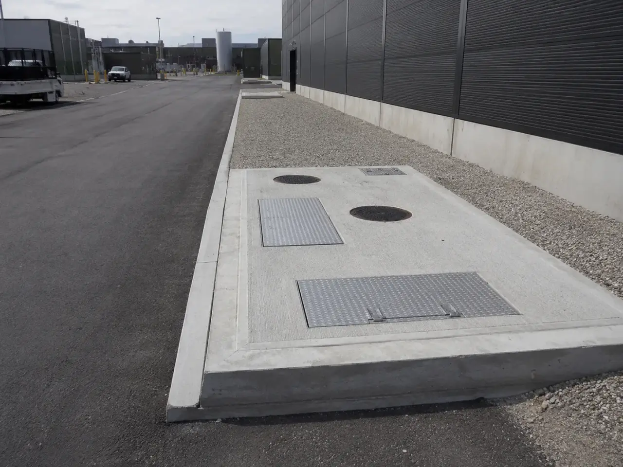 Concrete Containment Structures in Aurora
