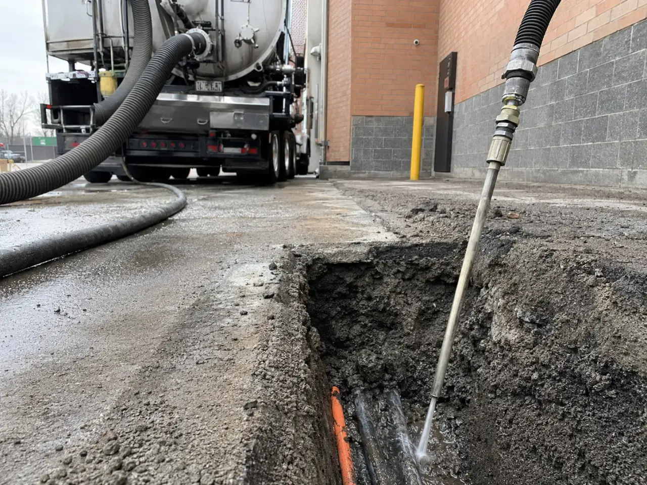 How we deliver hydro excavation and utility daylighting by Harrowgate Group