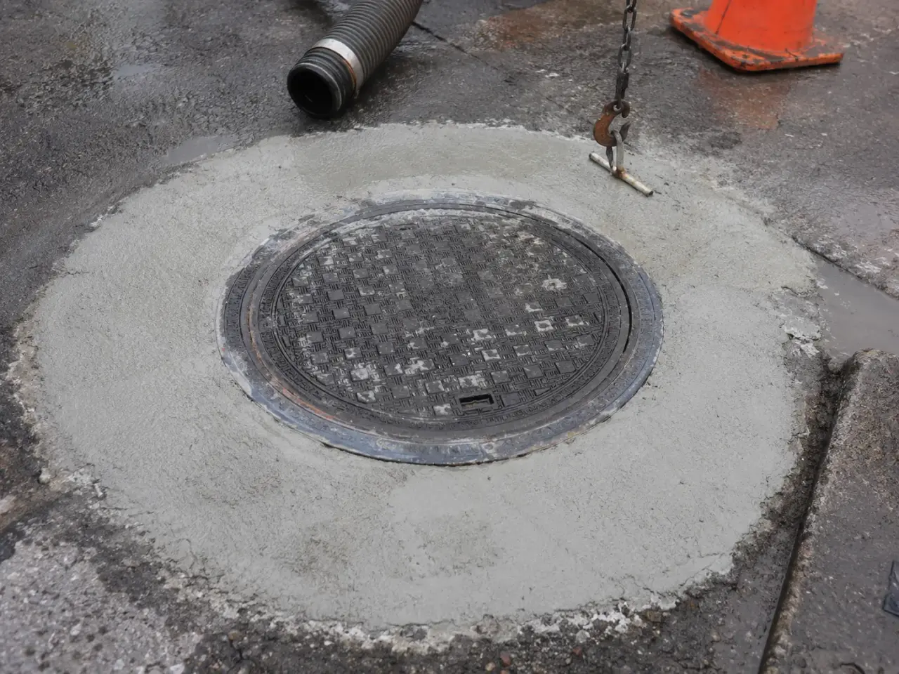 How we rehabilitate a manhole by Harrowgate Group
