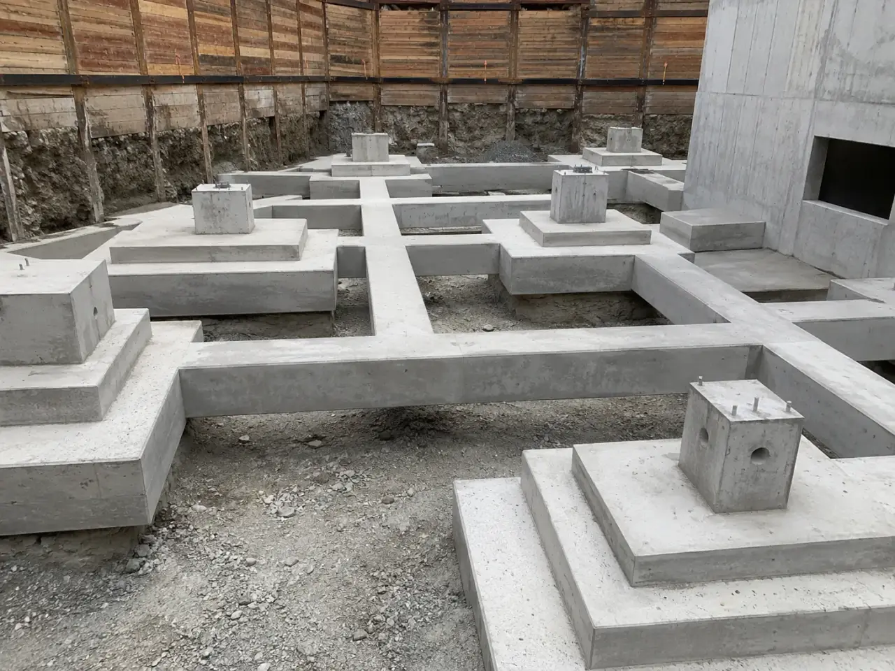 Pile Caps and Grade Beams