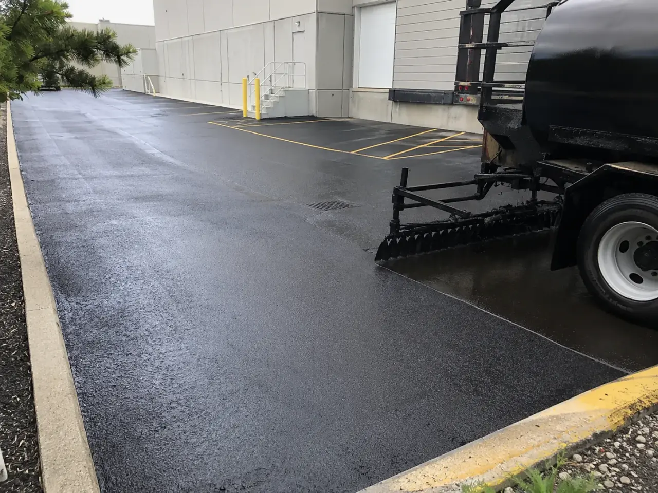 How we complete sealcoating by Harrowgate Group