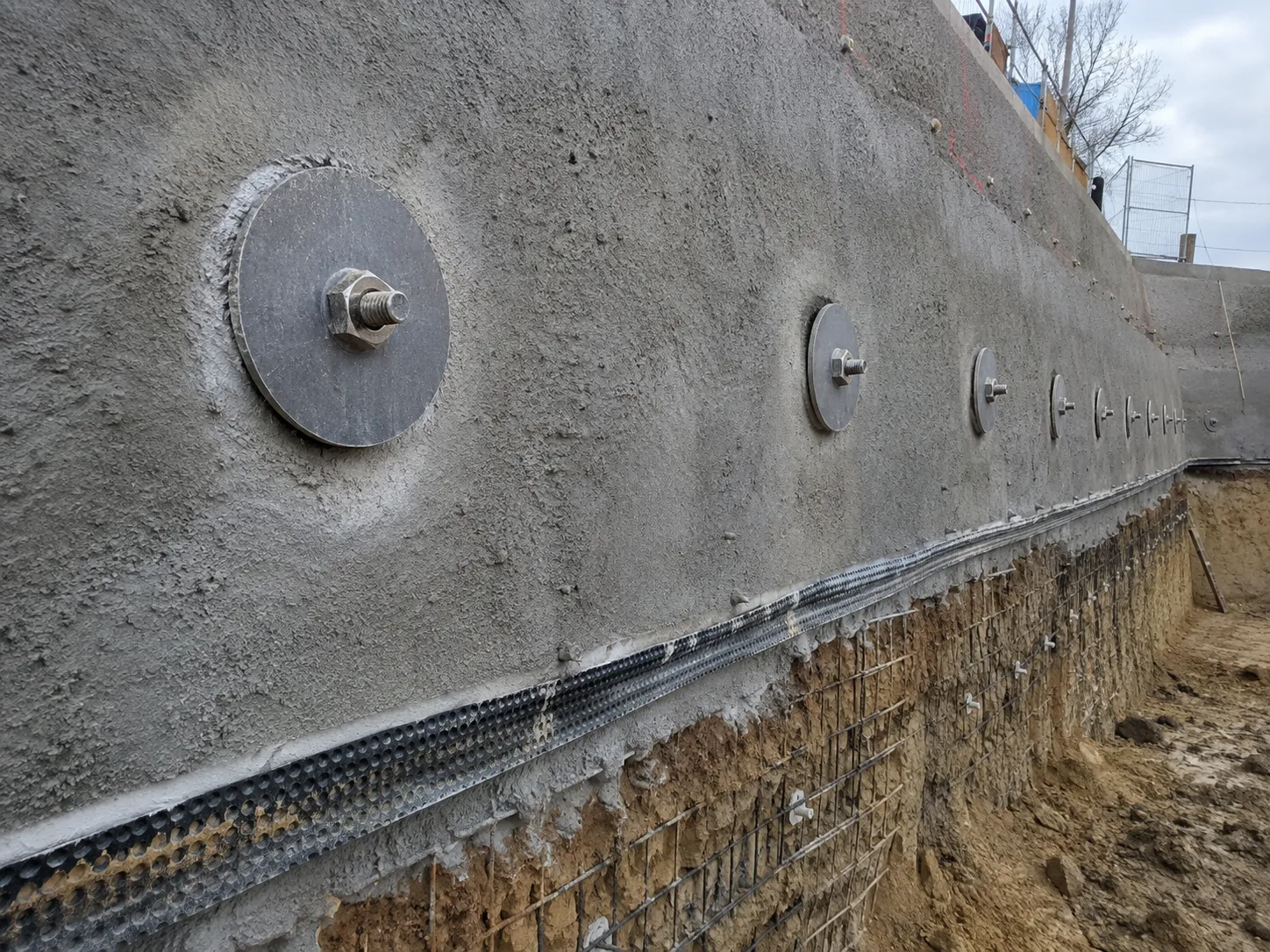 Soil Nail Walls in Markham being built and completed on site by Harrowgate Group