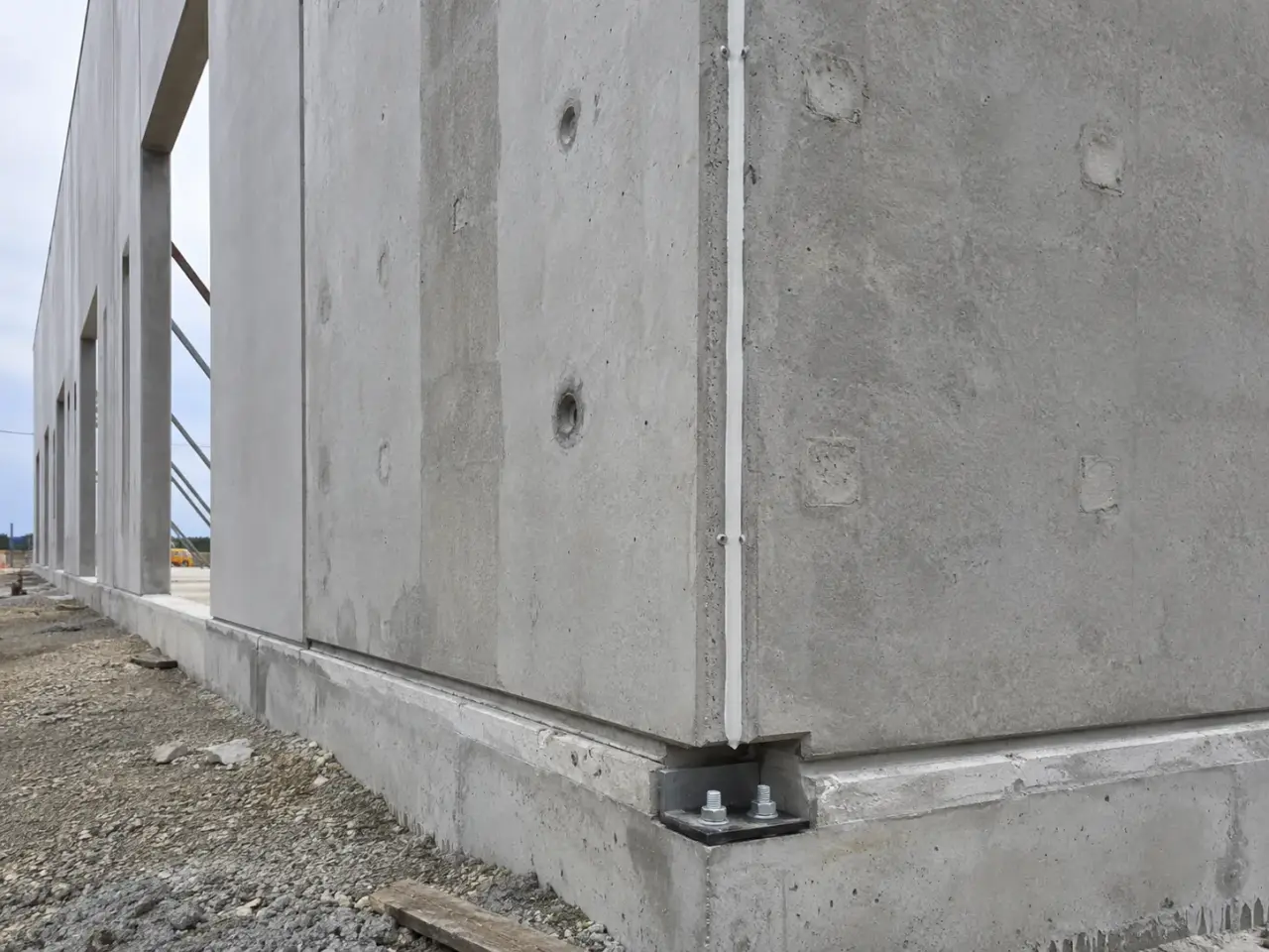 Tilt-Up Concrete Panels in Aurora being built and completed on site by Harrowgate Group
