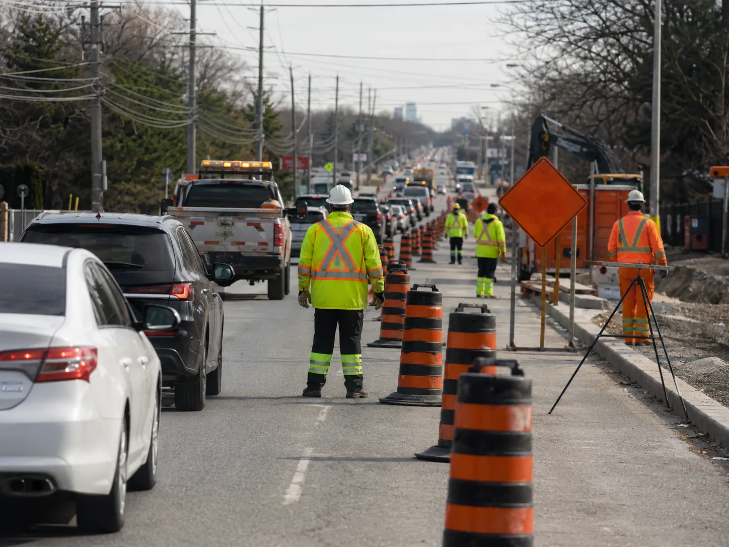 Ontario rules for traffic control persons by Harrowgate Group